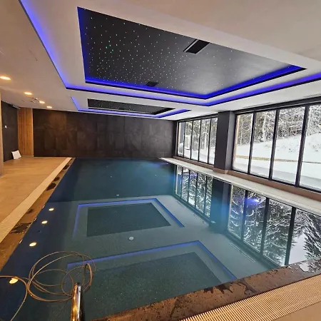 Zlatni Javor, 410 Hotel apartamentowy *