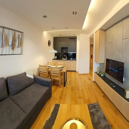 Hotel apartamentowy Zlatni Javor, 410 Jahorina