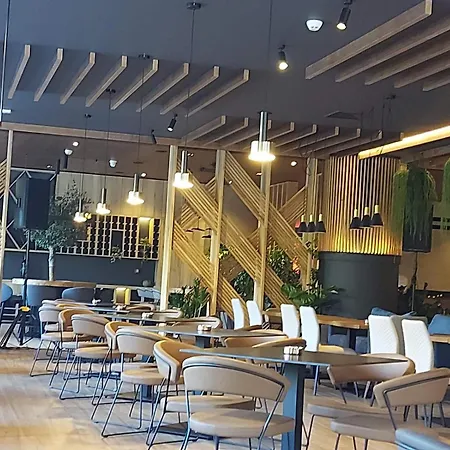 Hotel apartamentowy Zlatni Javor, 410