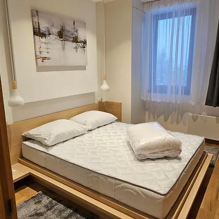 Apartahotel Zlatni Javor, 410