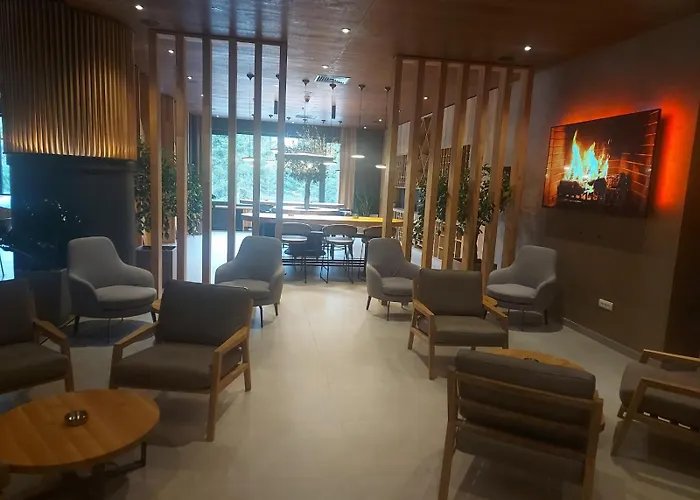 Zlatni Javor, 410 Jahorina