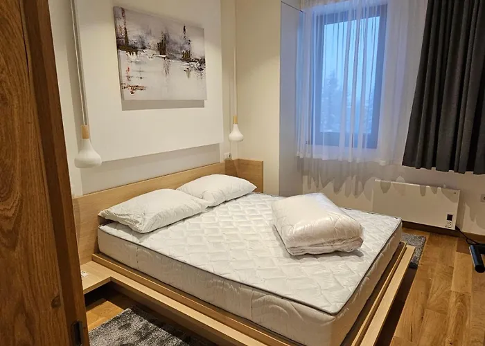 Aparthotel Zlatni Javor, 410